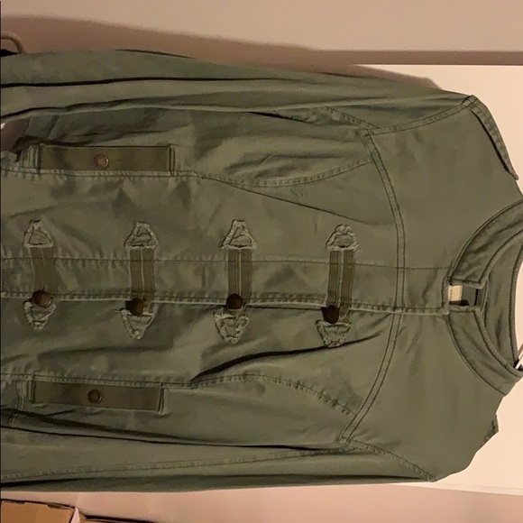 Green Jacket - Picture 2 of 5